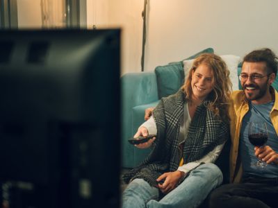 Dlaczego tak trudno jest nam oderwać się od ulubionego serialu?